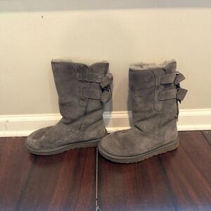 UGG Gita Bow Grey Suede Sheepskin Mid Calf Boots 1102931 Womens Size 8